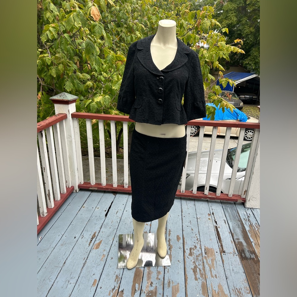 Black Lace Overlay Business Suit (2pc)